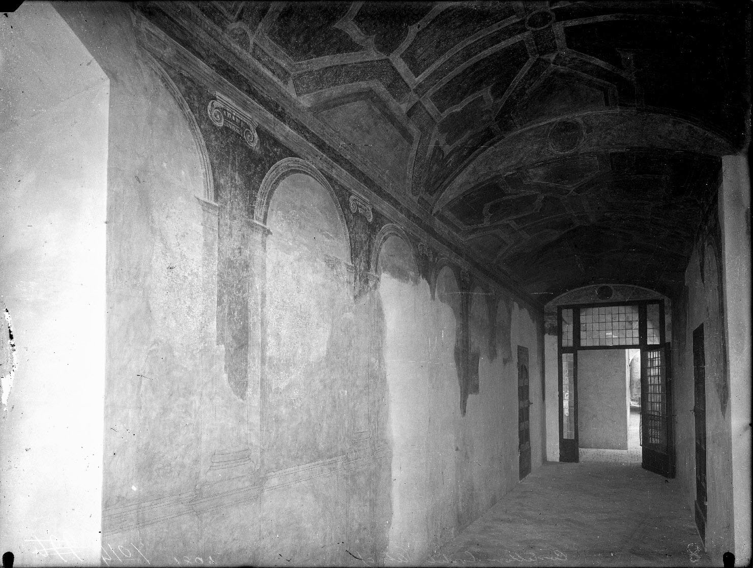 Mantova - Architetture (negativo) di Anonimo (XX)