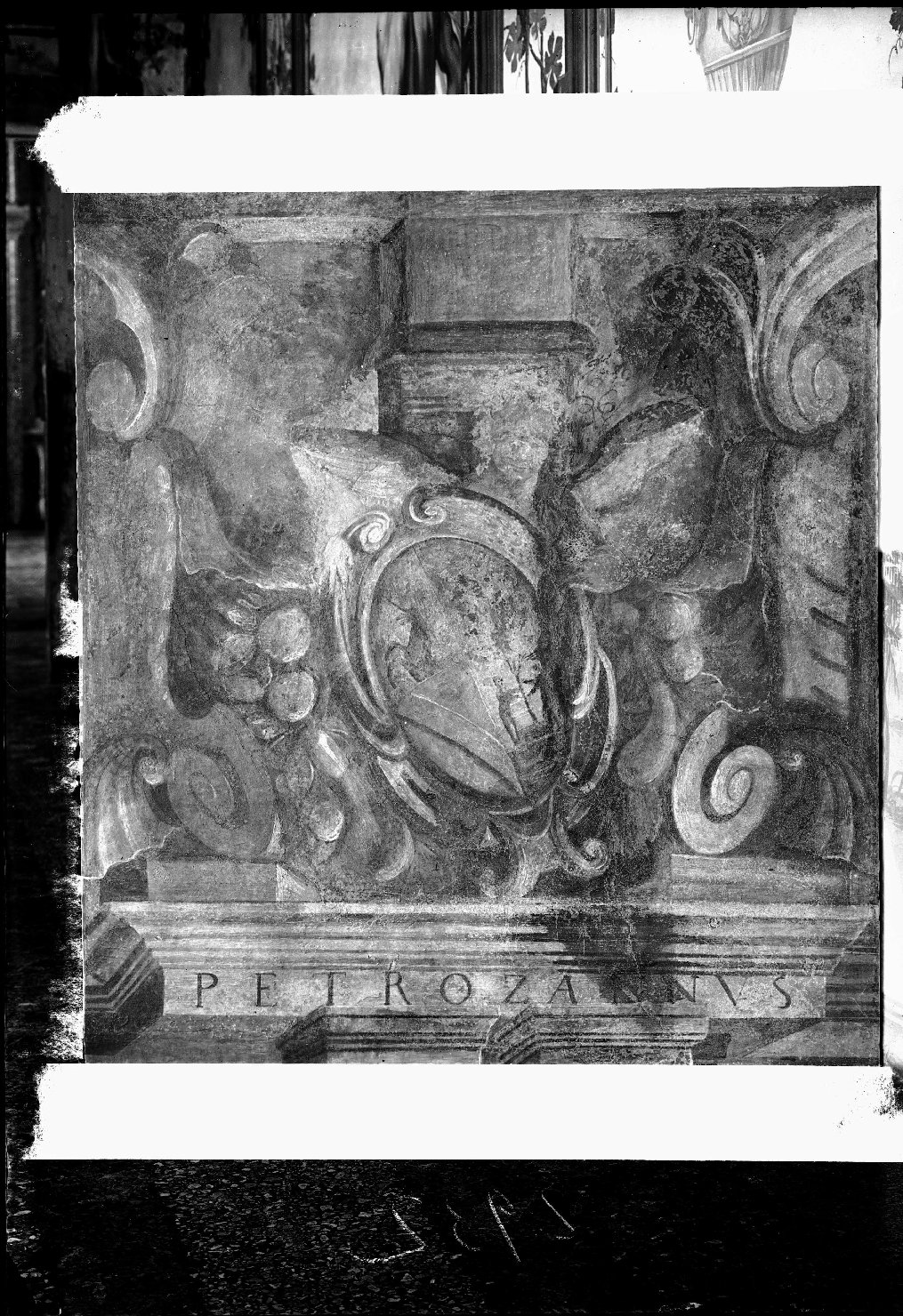 Mantova - Pitture murali - Restauri (negativo) di Anonimo - ambito mantovano (XX)