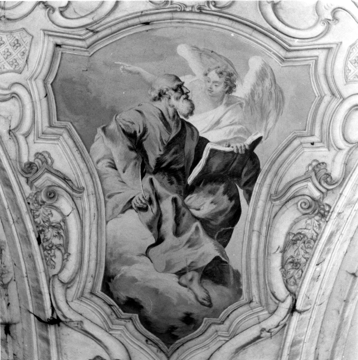 San Matteo scrive il vangelo ispirato dall’angelo (dipinto, complesso decorativo) di Perotti Pietro (sec. XVIII)