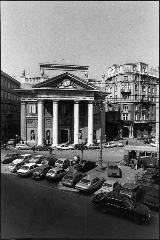 Trieste - Borsa vecchia - veduta (negativo) di Mollari, Antonio, Neva, Gasparo (seconda meta' XX)