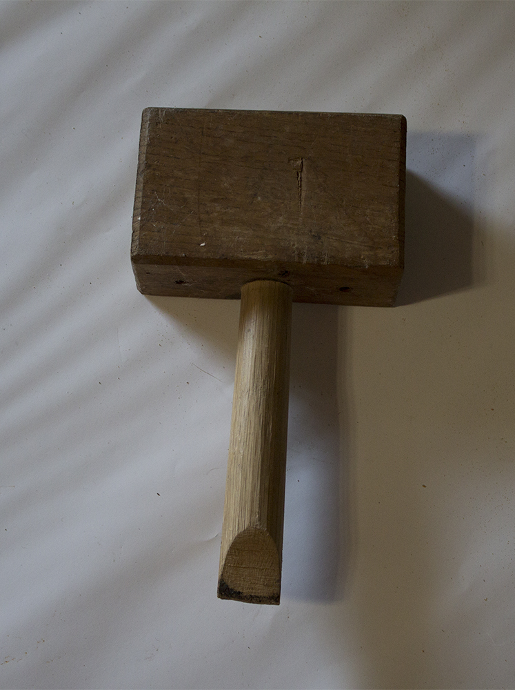 Martello in legno da cucina, strumento per la preparazione degli alimenti