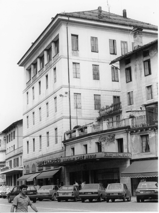 Feltre - Palazzo Zugni - veduta (positivo) di Segusini, Giuseppe, Nonveiller, Giorgio (seconda meta' XX)