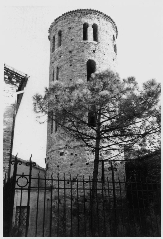 Campanile della Chiesa di S. Maria Maggiore (campanile) - Ravenna (RA)  (IX)