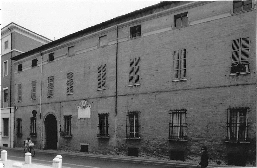 Palazzo Caldesi già Laderchi (palazzo, privato) - Faenza (RA)  (XV)