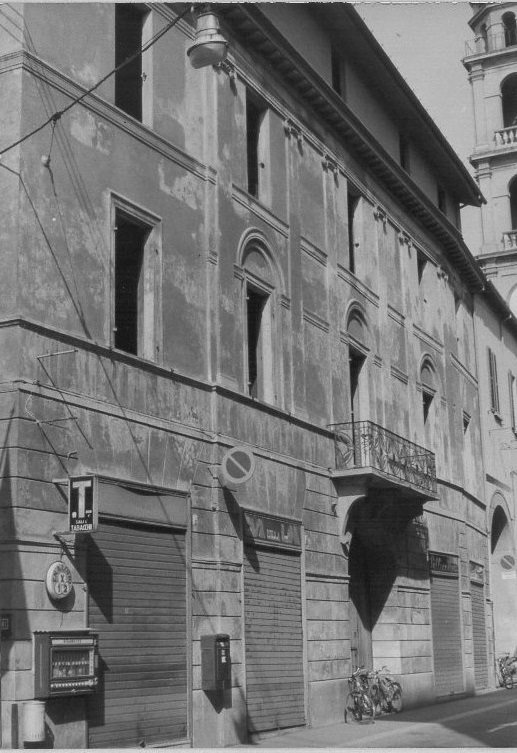 Albergo Corona (albergo) - Faenza (RA)  (XIX, prima metà)