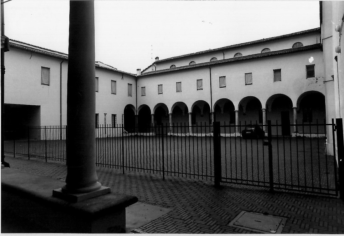 Chiostro Francescano (chiostro, francescano) - Faenza (RA) 