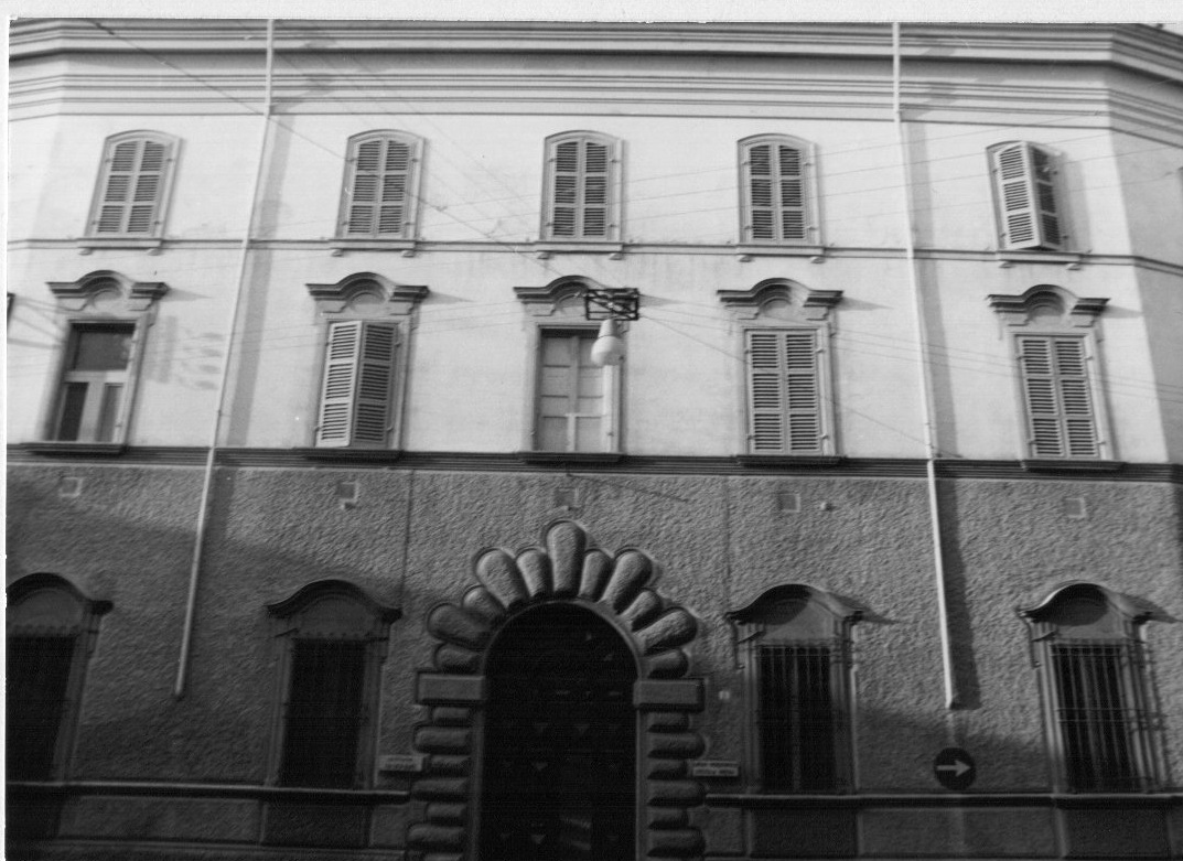 Palazzo Naldi (palazzo) - Faenza (RA)  (XVI)