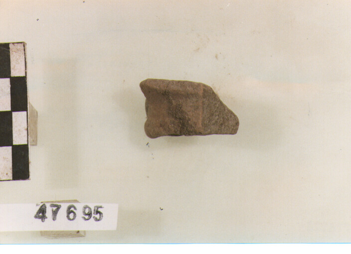 fondo (secc. V/ IX d.C)