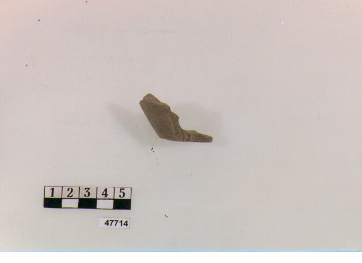 fondo (secc. V/ IX d.C)