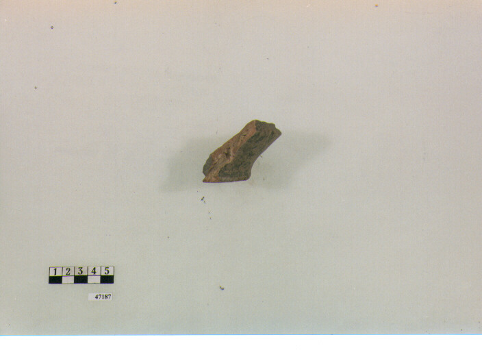 fondo (secc. V/ IX d.C)