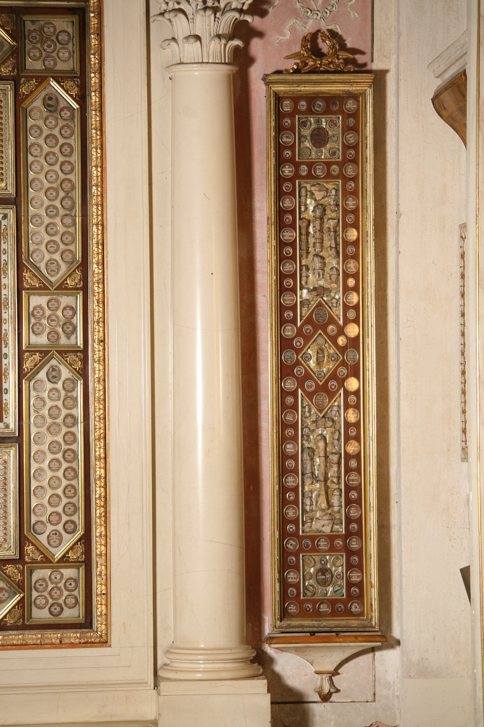 palme del martirio (reliquiario a teca, elemento d'insieme) - bottega veneta (terzo quarto sec. XIX)