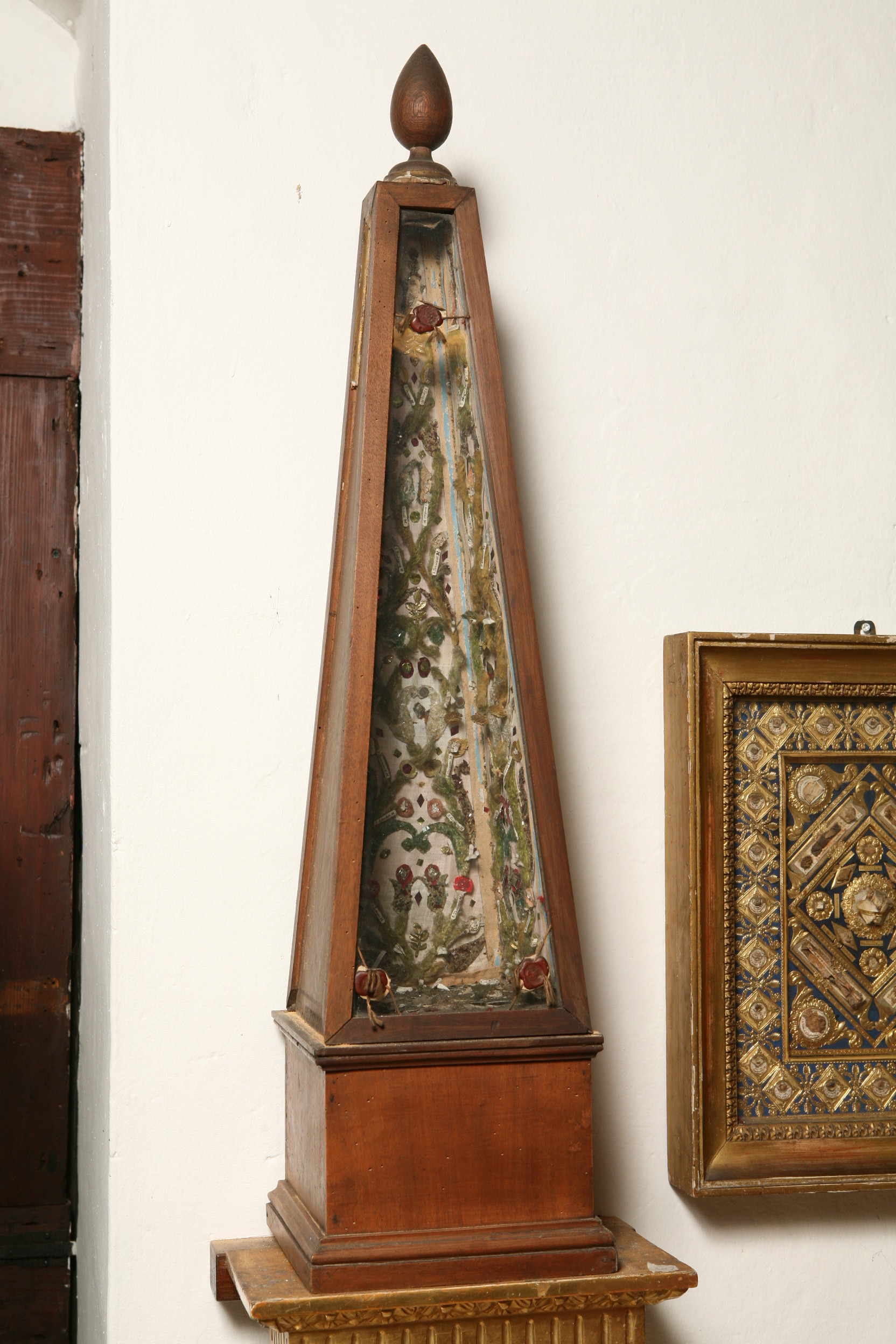 motivi decorativi floreali (reliquiario, coppia) - bottega veneta (fine/ inizio secc. XVIII/ XIX)