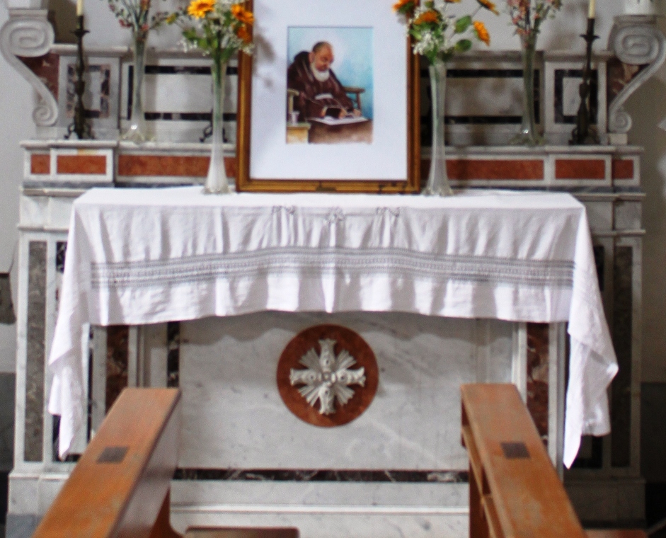 altare laterale (altare, elemento d'insieme) - ambito campano (sec. XIX)