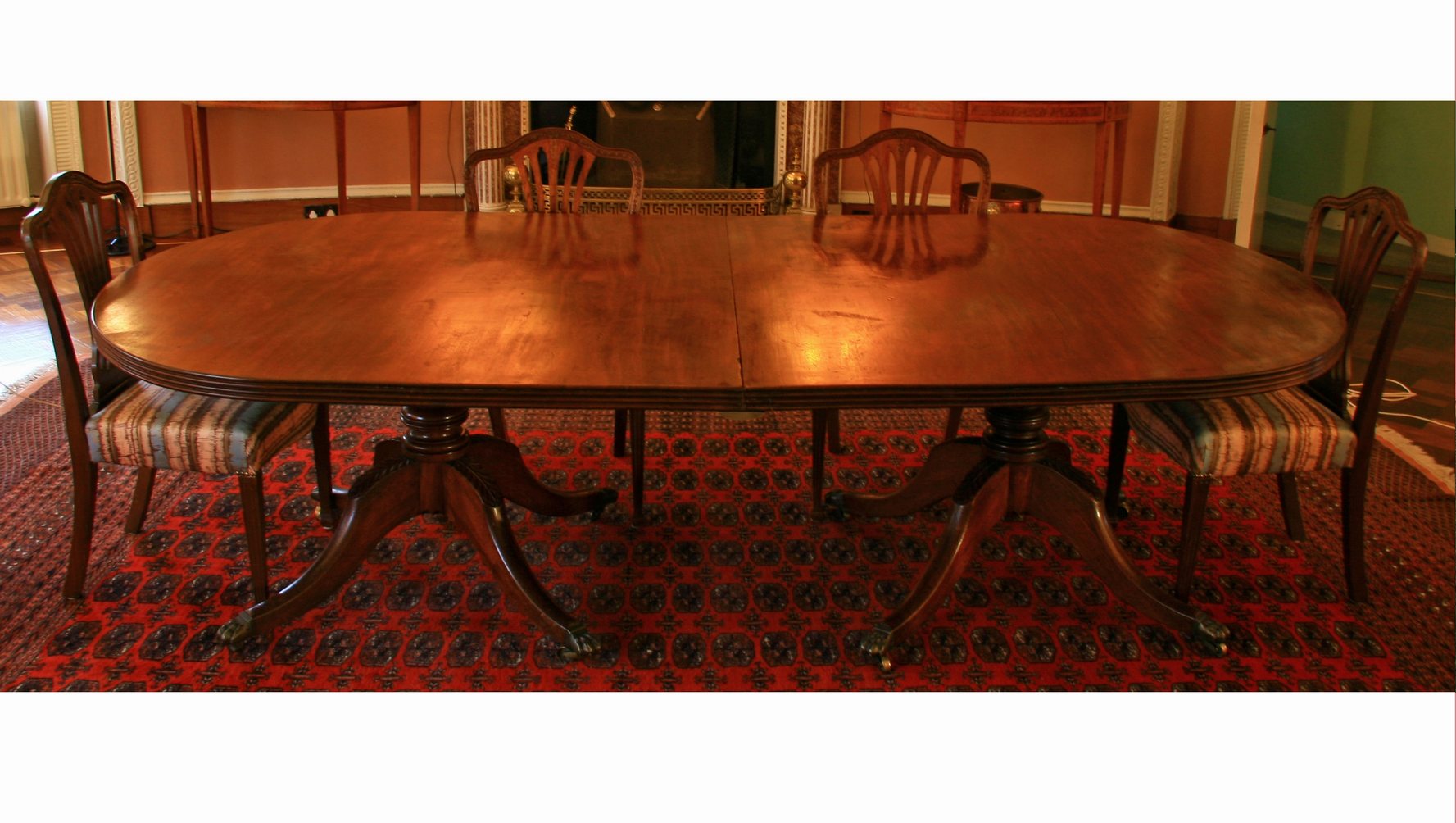 tavolo - ambito inglese (prima metà XIX secolo)