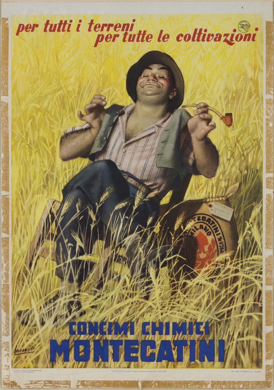 un cotnadino sedto comodamente in un campo di grano fuma una pipa in terracotta e si riposa; accanto a lui un sacco di concime chimico (manifesto) di Boccasile Gino (sec. XX)
