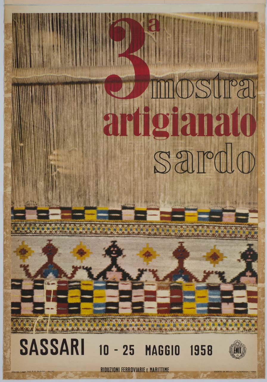 donna scorre la mano tra i fili d'ordito di un tappeto (manifesto) - ambito italiano (sec. XX)