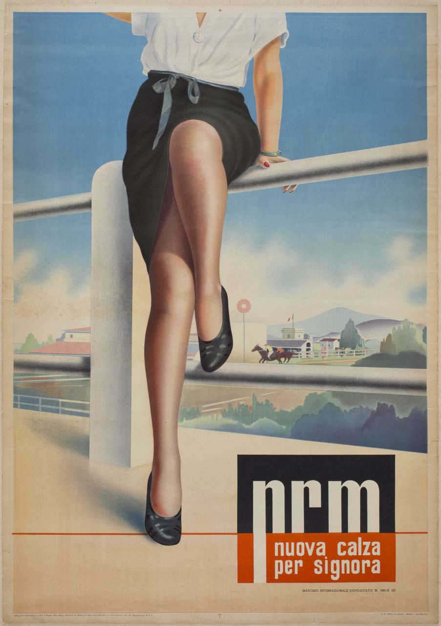 donna appoggiata al parapetto di un ippodromo mette in mostra le gambe (manifesto) - ambito italiano (sec. XX)