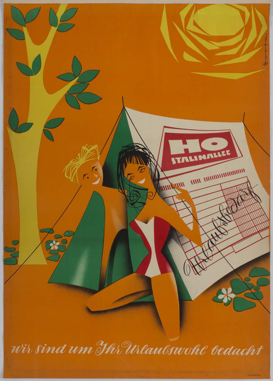 coppia sorridente in vacanza e tenda acquistata all'HO (manifesto) di Josta (sec. XX)