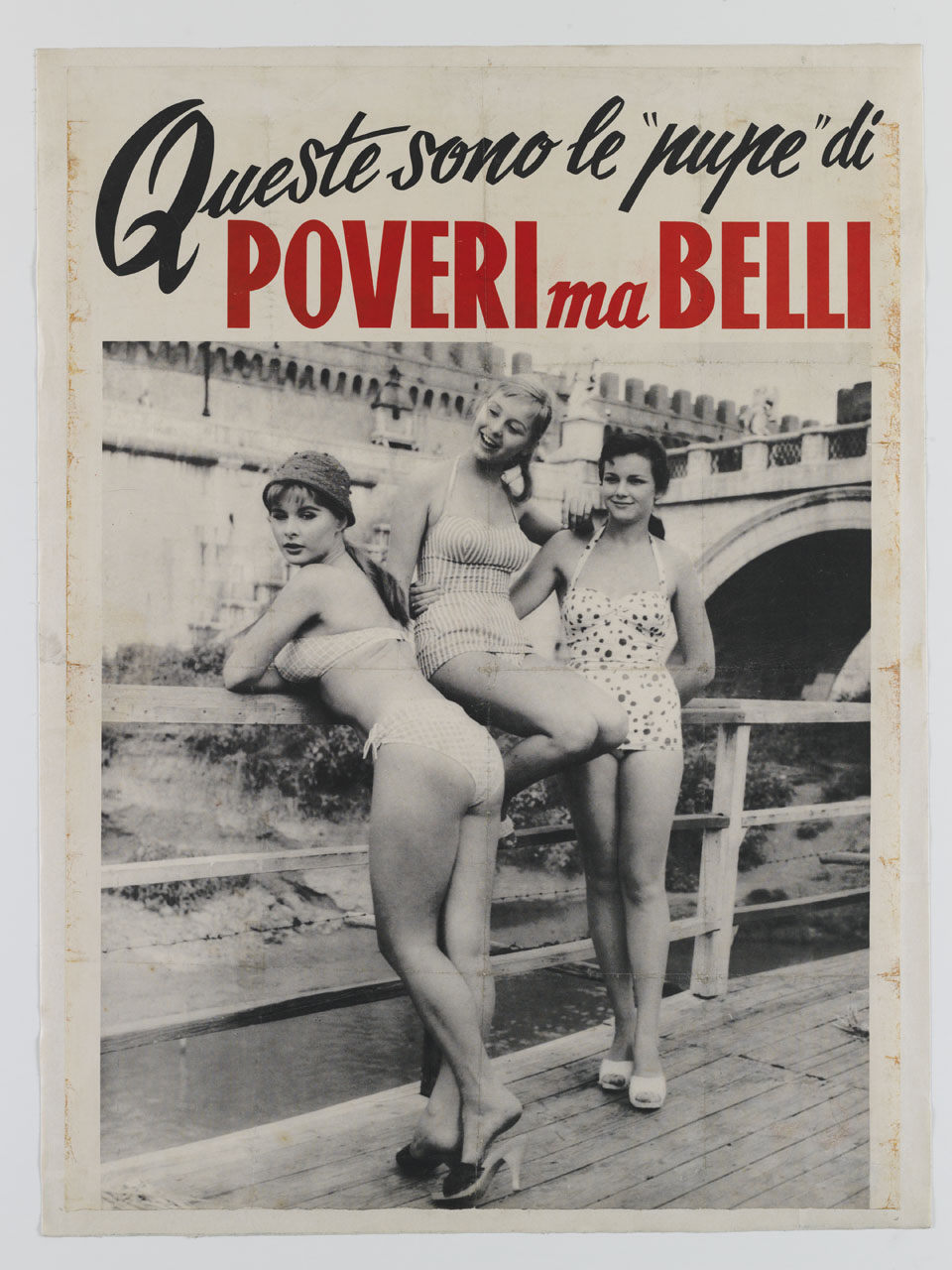 ragazze in costume da bagno su un pontile (manifesto) - ambito italiano (sec. XX)