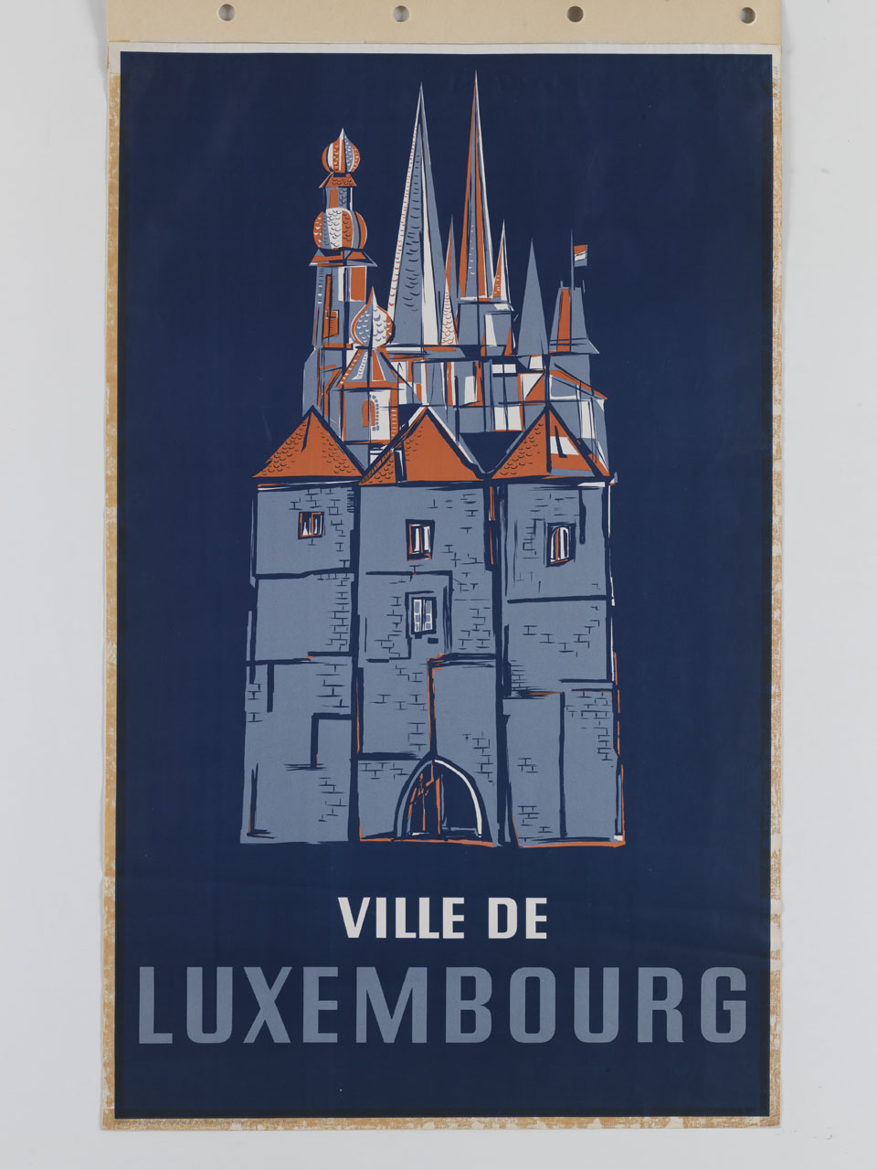 edifici stilizzati della città di Lussemburgo (manifesto) di Kinnen Frantz Nicolas (sec. XX)