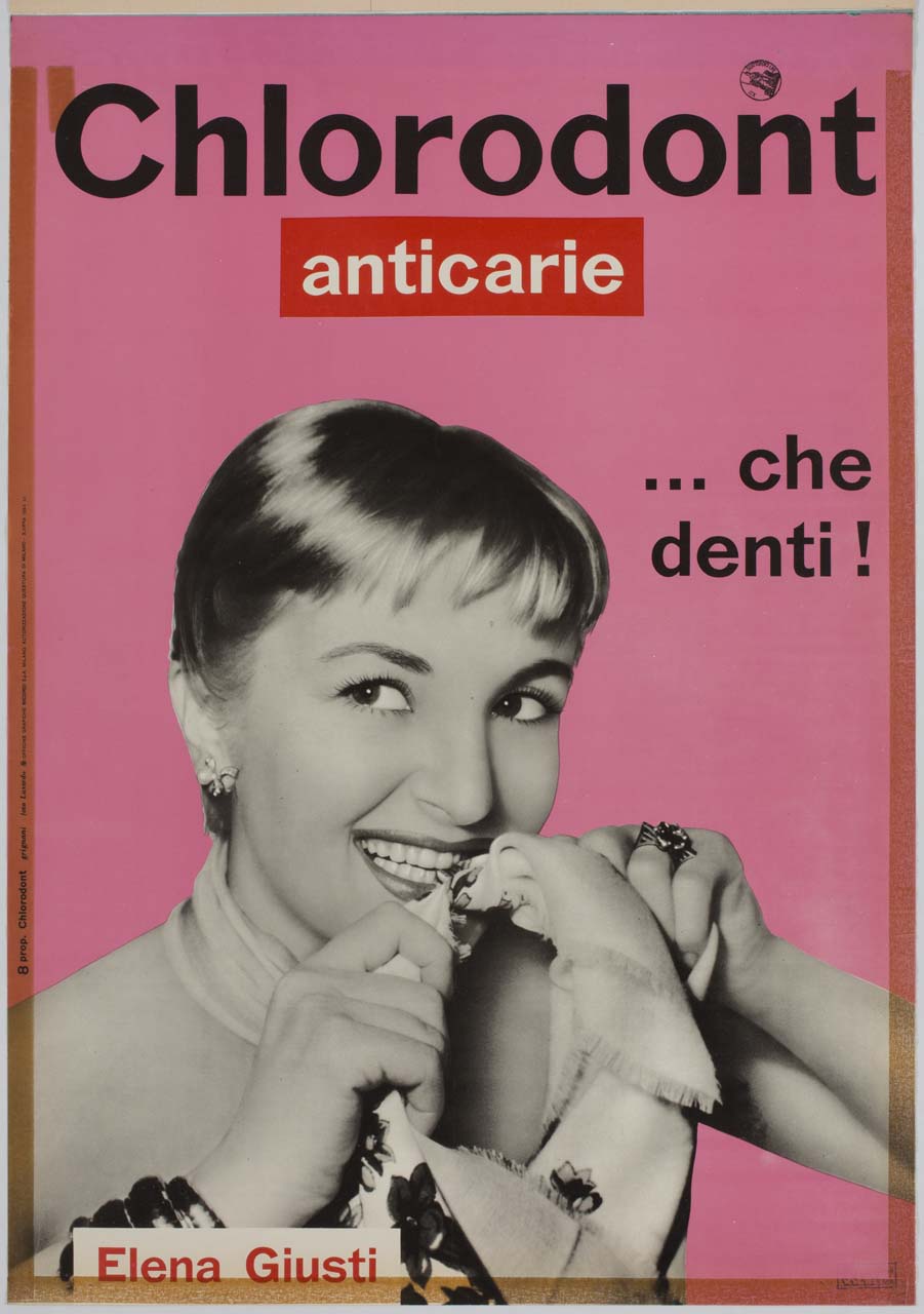 ritratto fotografico di Elena Giusti mentre stringe un foulard tra i denti (manifesto) di Grignani Franco (sec. XX)