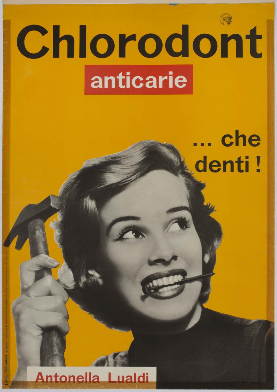 ritratto di Antonella Lualdi che stringe un chiodo tra i denti e un martello in mano (manifesto) di Grignani Franco (sec. XX)