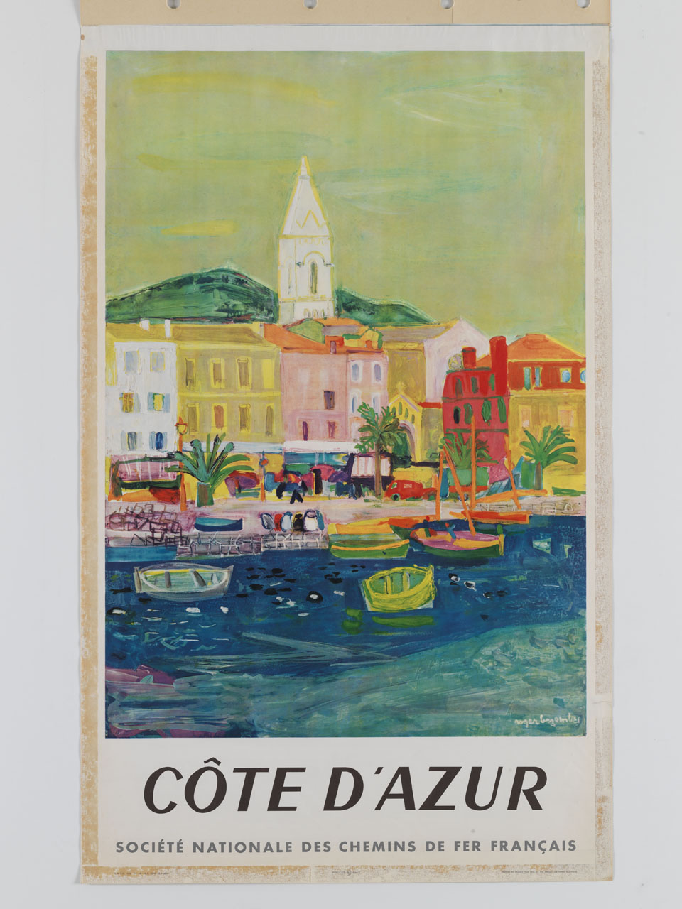 veduta di un porticciolo con campanile sullo sfondo (manifesto) di Roger Bezentes - ambito francese (sec. XX)