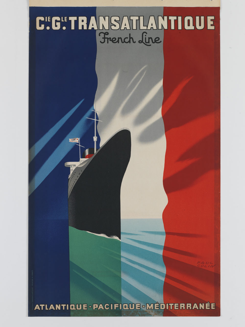 nave transatlantica solca le acque del mare e perfora una bandiera francese (manifesto) di Colin Paul (sec. XX)