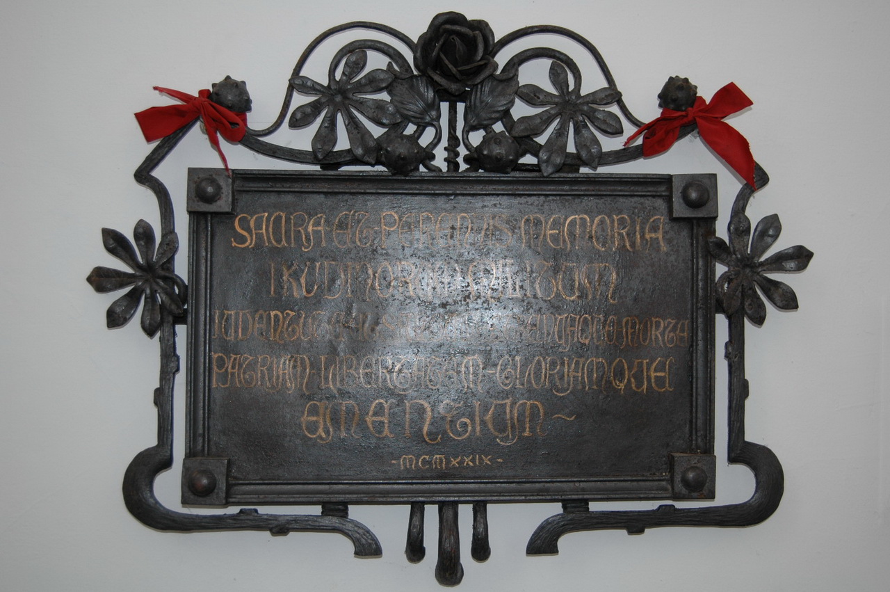 decorazioni (monumento ai caduti) - ambito umbro (secondo quarto sec. XX)