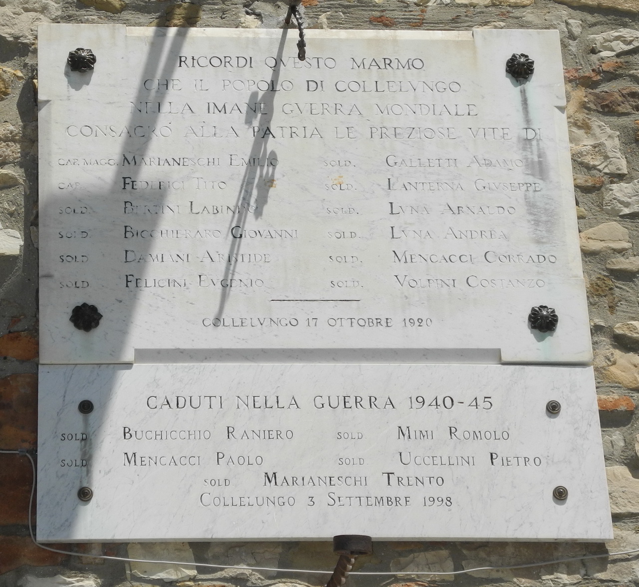 lapide commemorativa ai caduti, opera isolata - ambito Italia centrale (sec. XX)