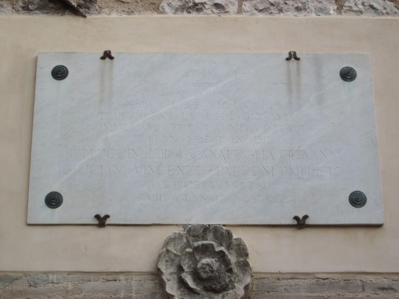 lapide commemorativa ai caduti - ambito italiano (sec. XX)