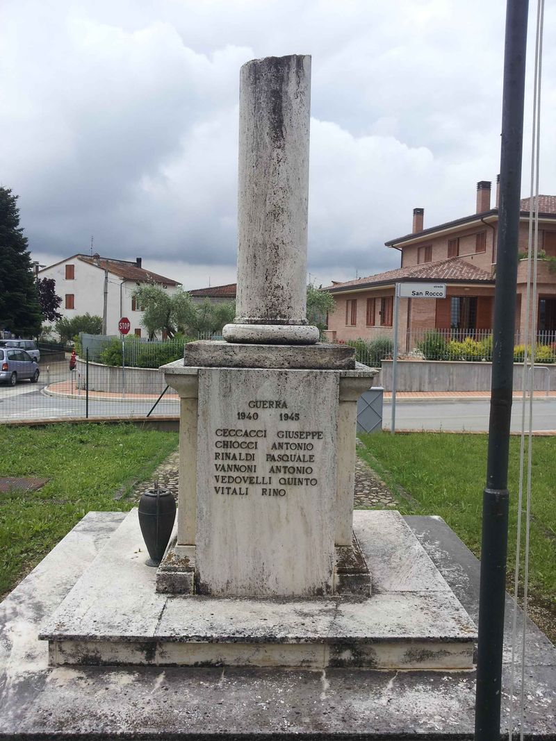 monumento ai caduti - a colonna spezzata - ambito umbro (sec. XX)