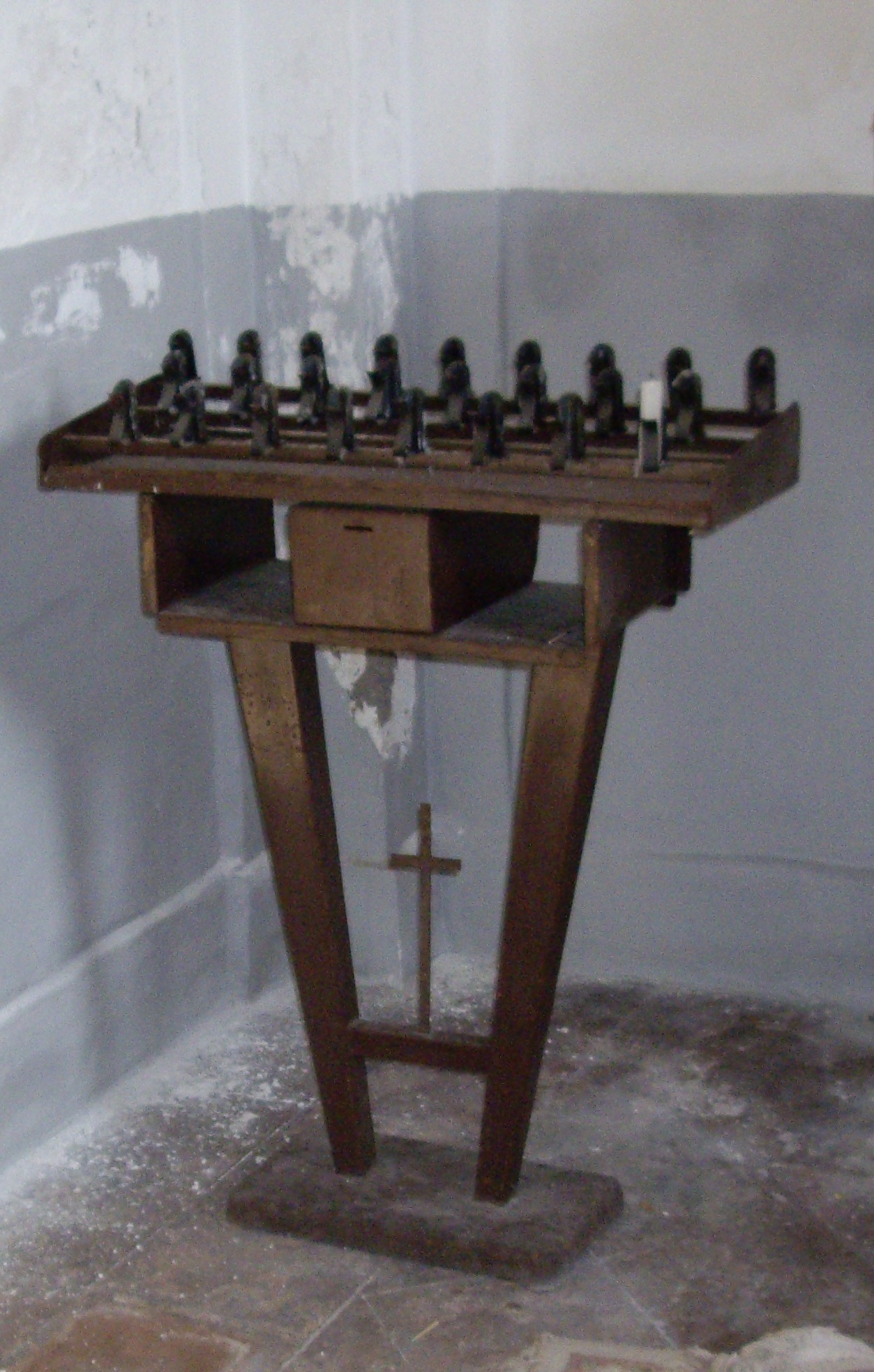 portacandele (portacandele, opera isolata) - ambito campano (inizio/ inizio sec. XIX)