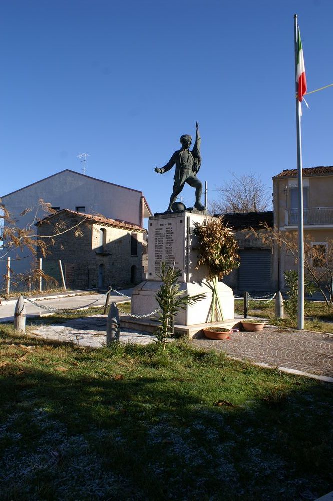 monumento ai caduti - a cippo - bottega Italia centro-meridionale (seconda metà XX)