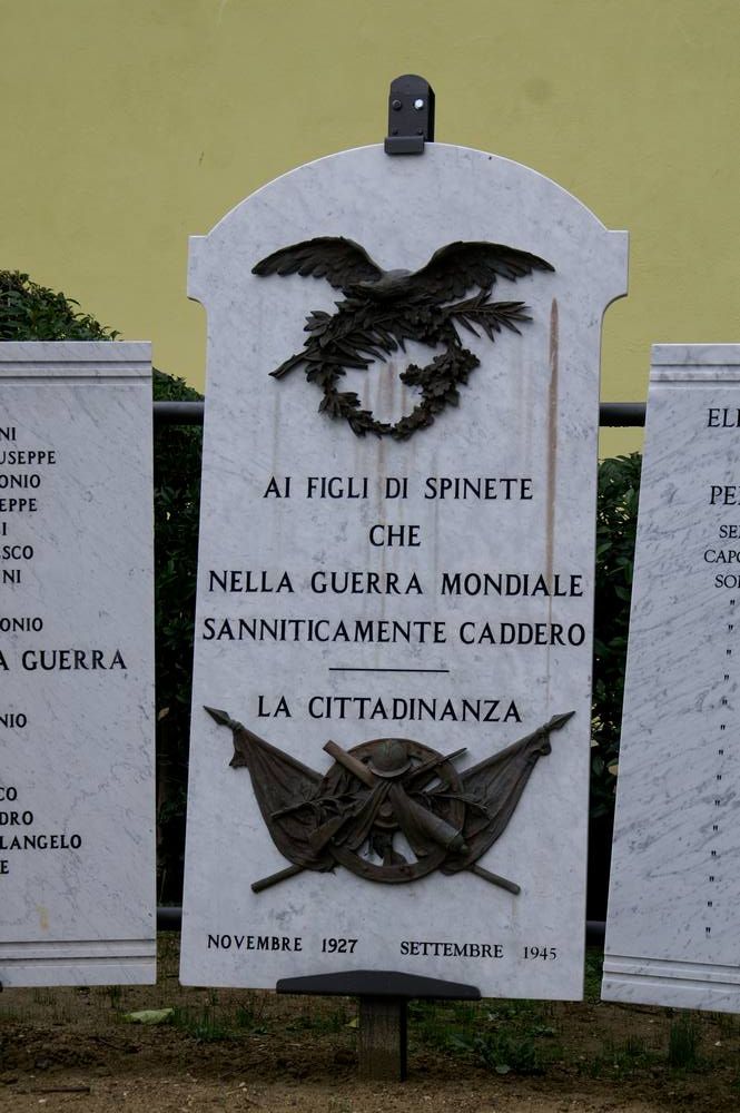 allegoria della morte del soldato, allegoria della Vittoria come aquila (monumento ai caduti - a lapide, serie) di Mario Cavaliere - bottega Italia centro-meridionale (sec. XX) <br>Condizioni d'uso: <a class='link-esterno' href='https://docs.italia.it/italia/icdp/icdp-pnd-circolazione-riuso-docs/it/v1.0-giugno-2022/testo-etichetta-BCS.html' target='_bcs'>Beni Culturali Standard (BCS)</a>
