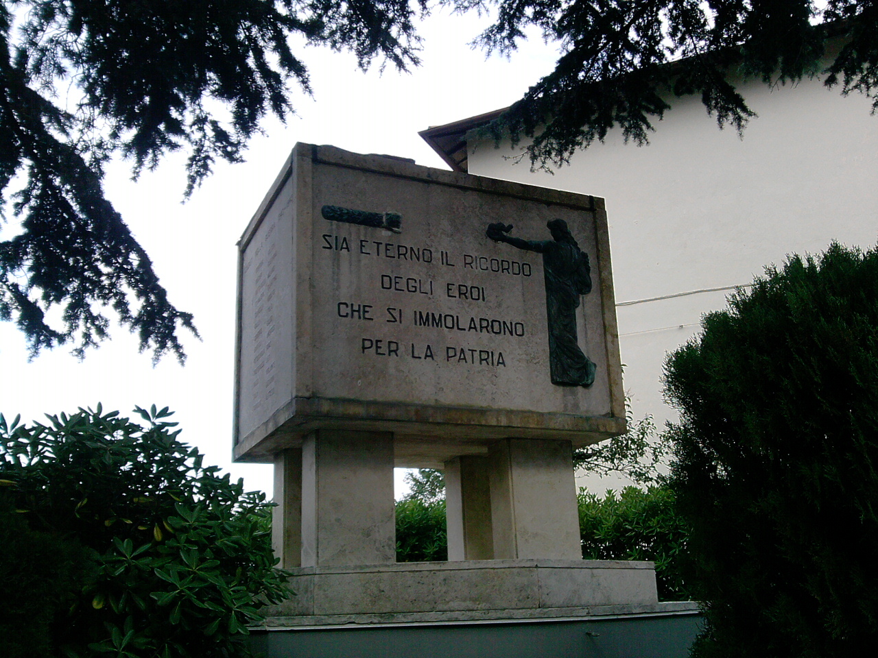 monumento ai caduti - ad ara, opera isolata - ambito Italia centrale (XX)