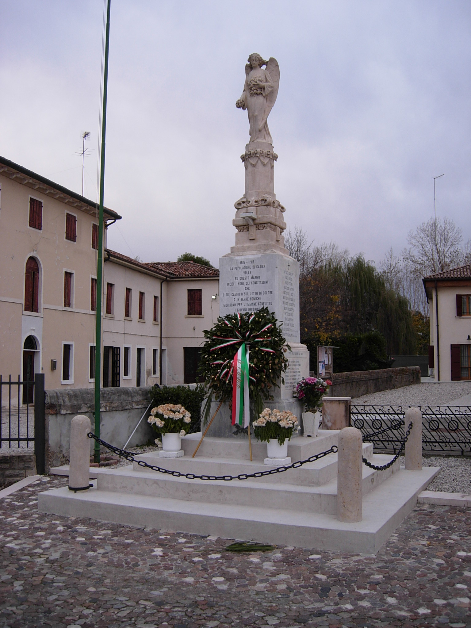 angelo (monumento ai caduti - a cippo) - ambito veneto (XX)