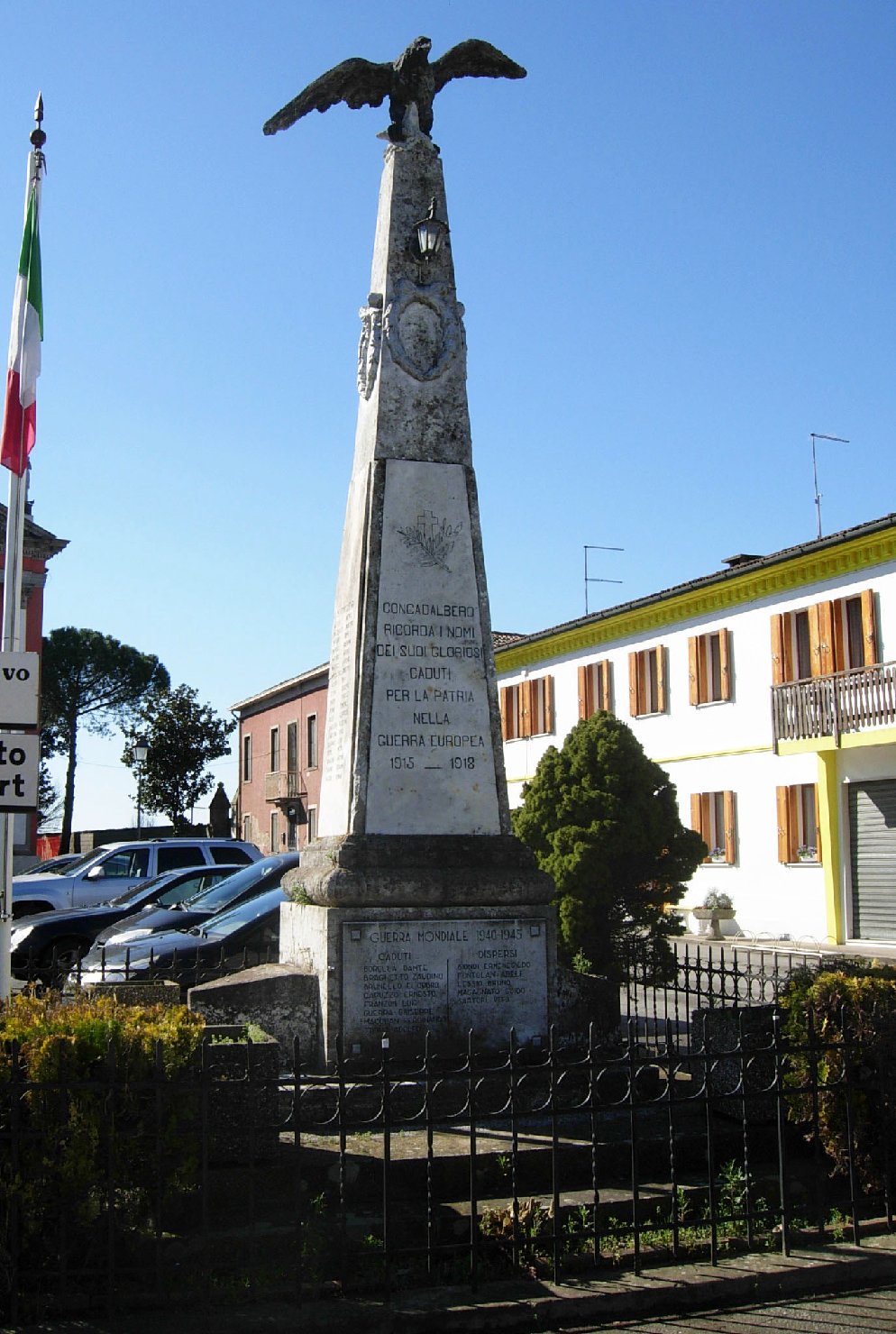 allegoria della Vittoria come aquila (monumento ai caduti - ad obelisco) - ambito veneto (XX)