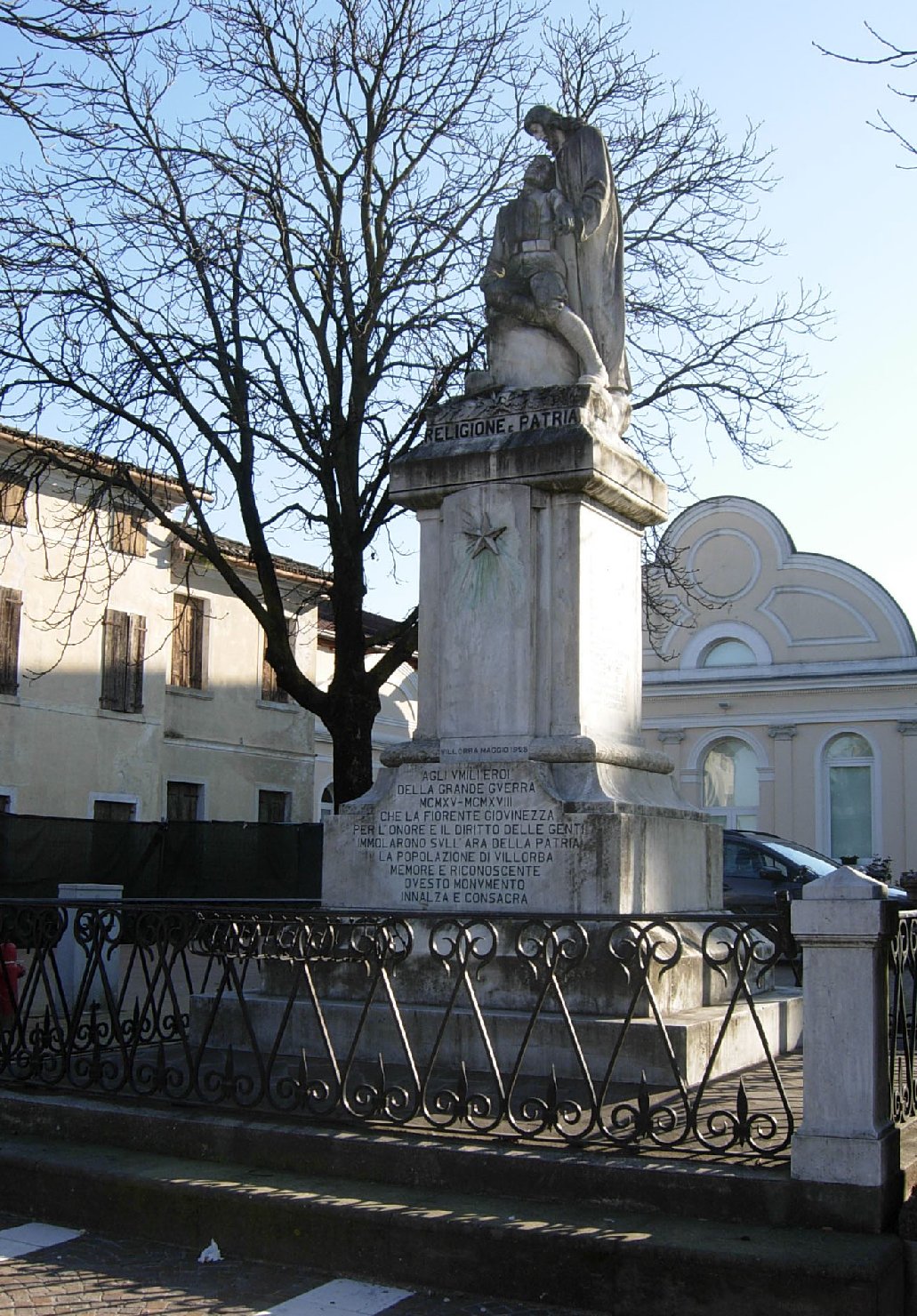 allegoria della morte del soldato (monumento ai caduti - a cippo) - ambito veneto (XX)