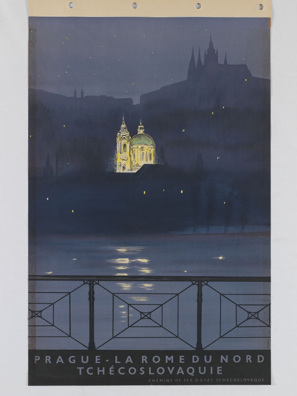 veduta notturna della città di Praga con la chiesa di San Nicola in Malà Stranailluminata (manifesto) - ambito praghese (sec. XX)
