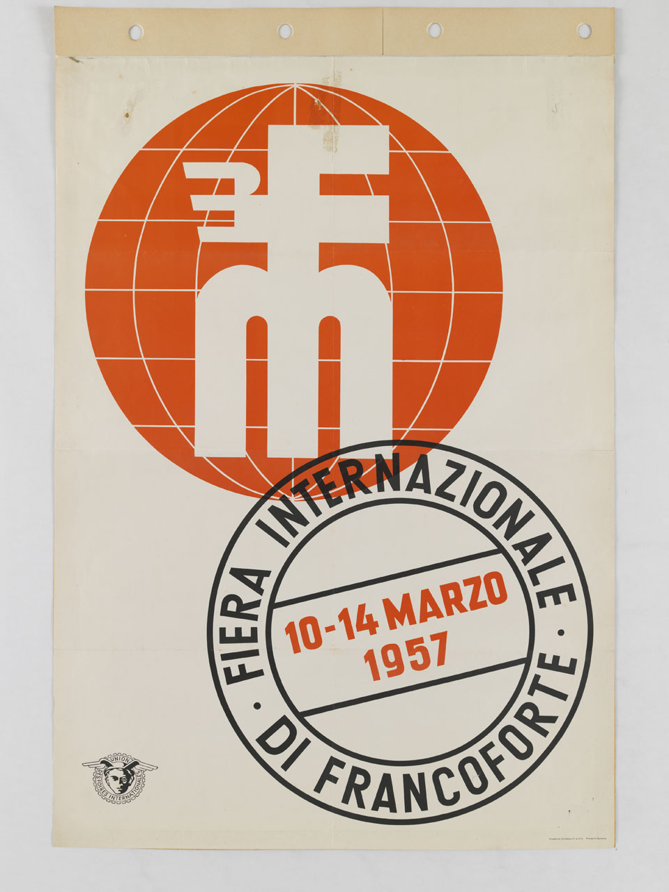 lettere M F intrecciate si stagliano contro un globo terrestre (manifesto) - ambito tedesco (sec. XX)