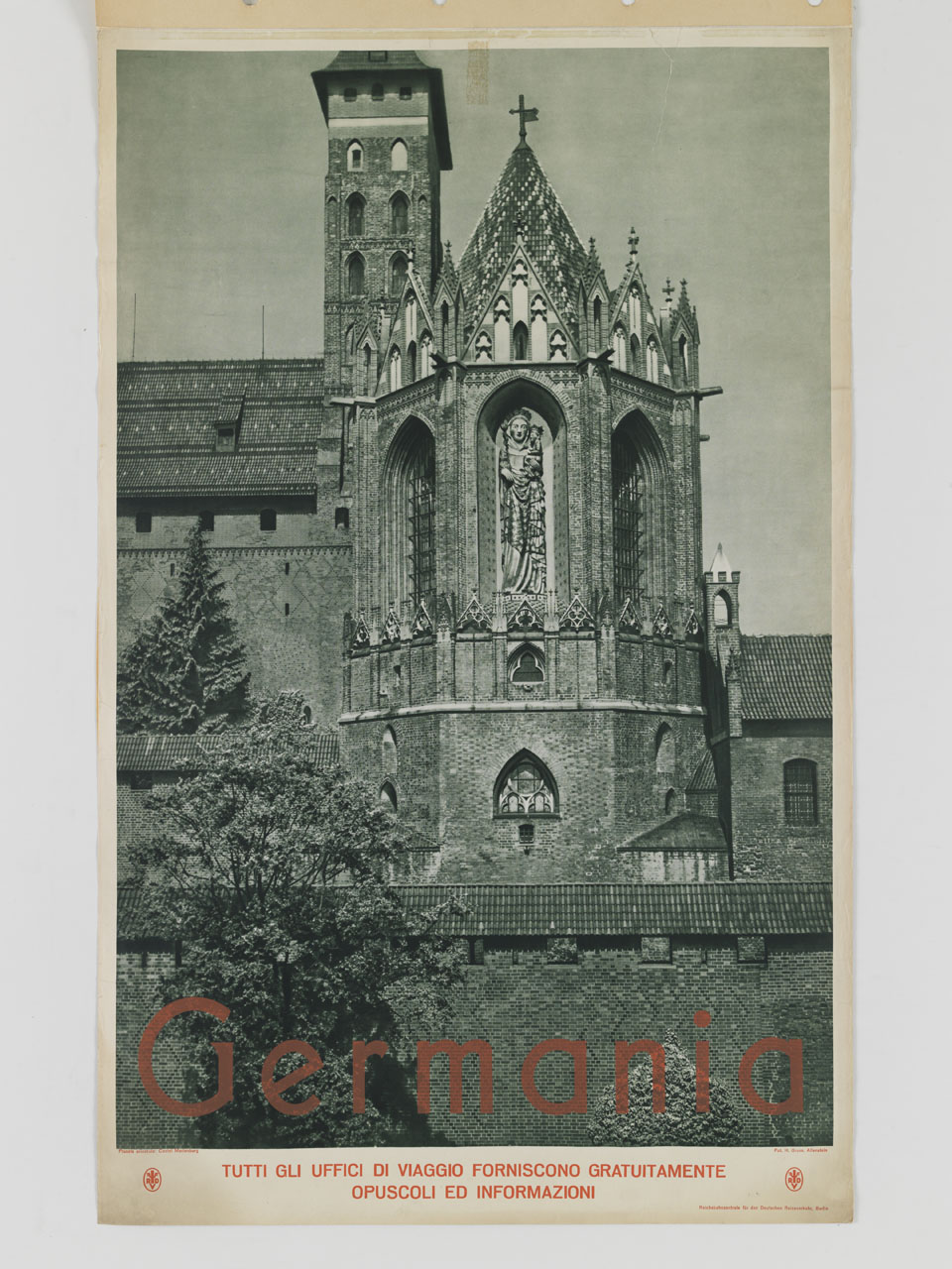 veduta di Castel Marienburg (manifesto) - ambito tedesco (prima metà sec. XX)