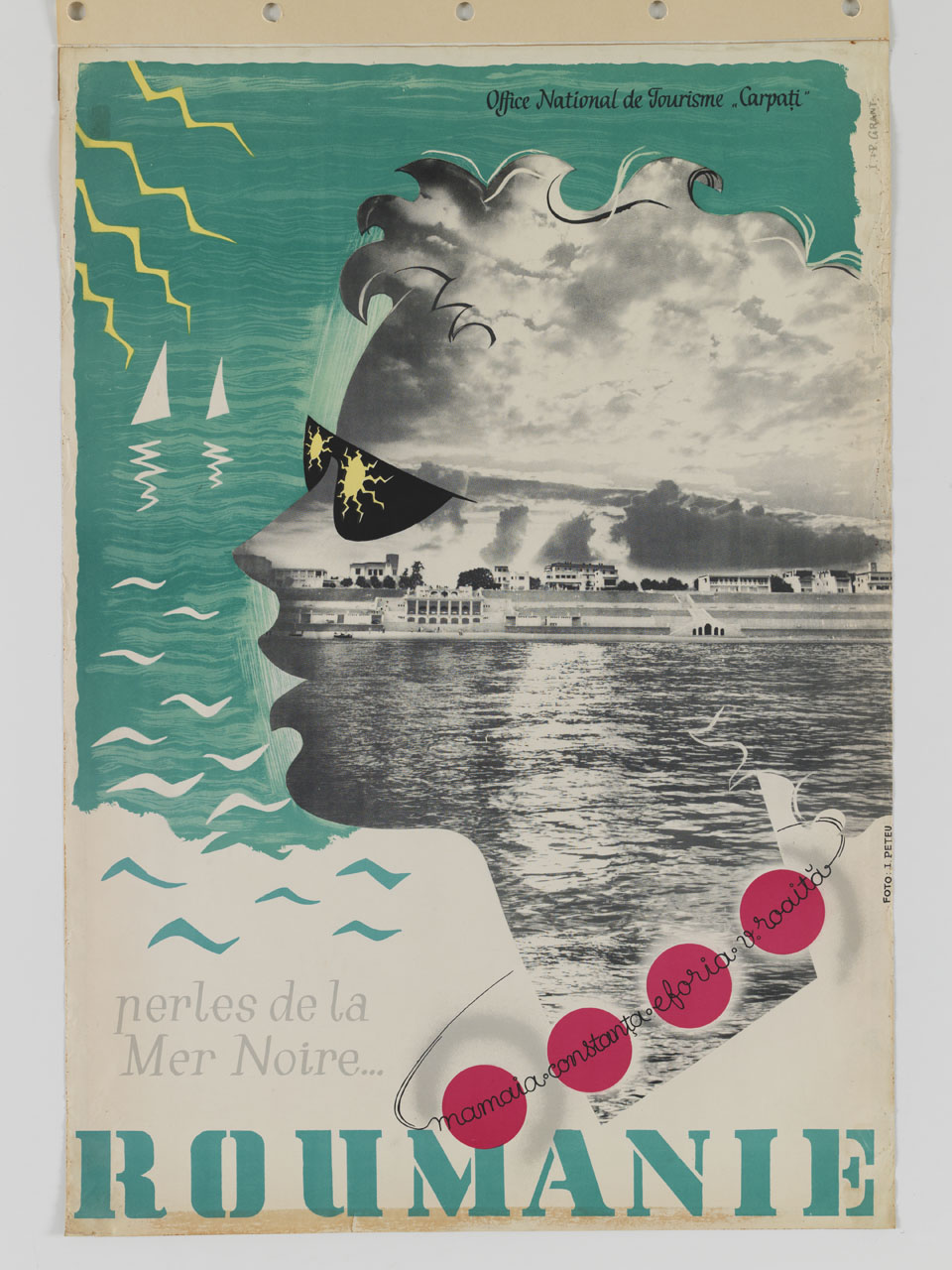 fotografia con litorale balneare entro il profilo della testa di una giovane donna (manifesto) di Grant Petre, Peteu I (sec. XX)