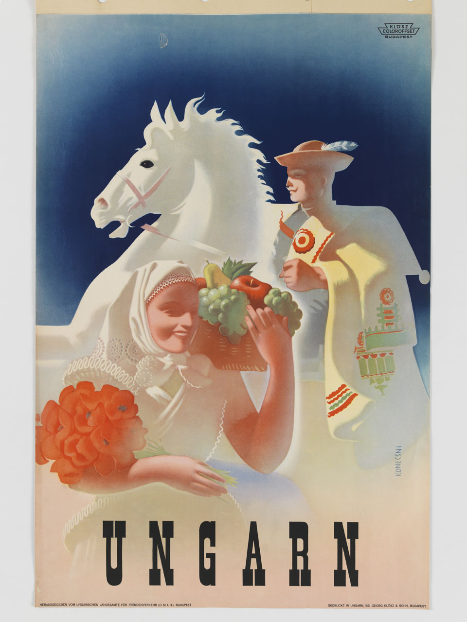 donna in costume tradizionale con frutta e fiori avanza e un cavaliere in costume su un cavallo bianco impennato (manifesto) di Konecsni György (sec. XX)