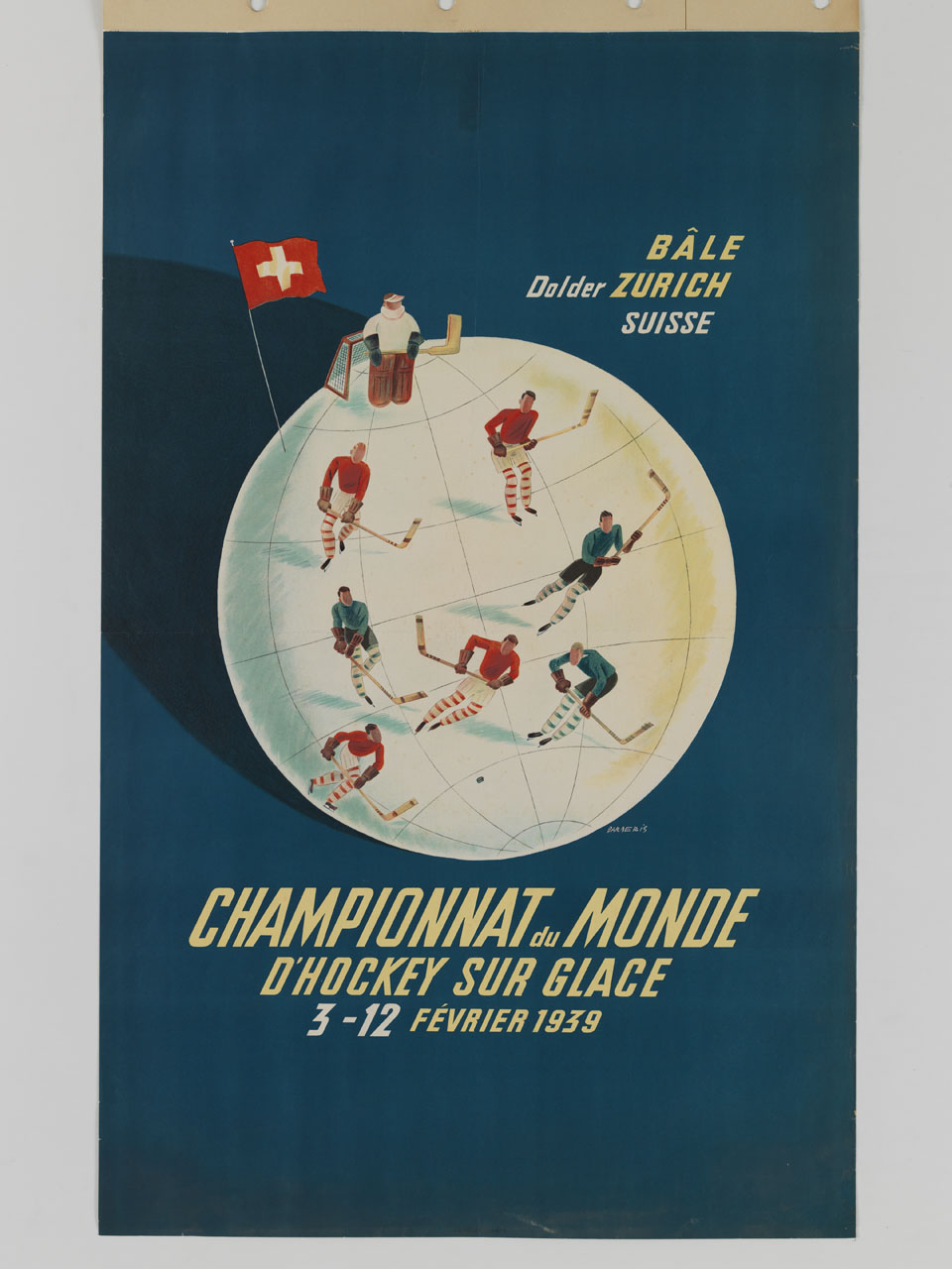 giocatori di hockey si affrontano su un campo a forma di globo terrestre su cui è piantata la bandiera svizzera (manifesto) di Barberis Mario (sec. XX)