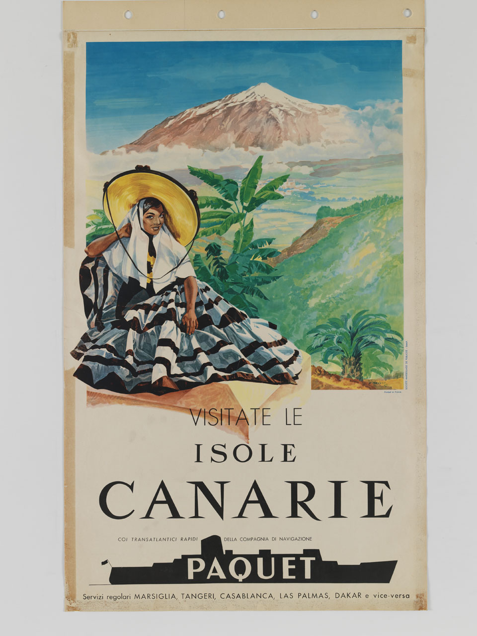 donna sorridente con ampio cappello sullo sfondo del vulcano del Teide (manifesto) di Reyest - ambito francese (sec. XX)