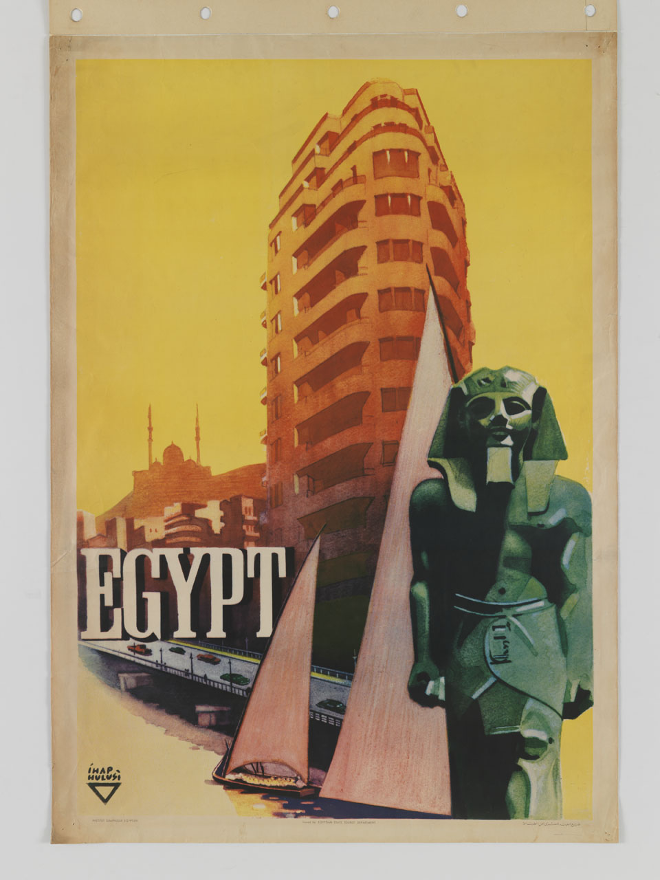 statua del Faraone di Luxor sullo sfondo di una città moderna (manifesto) di Ihap Hulusi Görey (sec. XX)