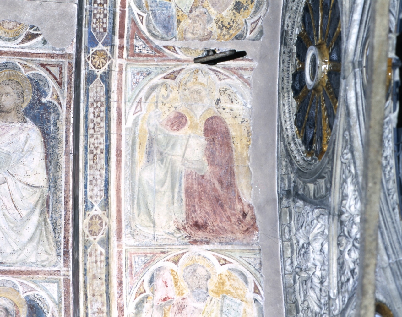 Santo vescovo (dipinto murale) - scuola fiorentina (fine/ inizio secc. XIV/ XV)