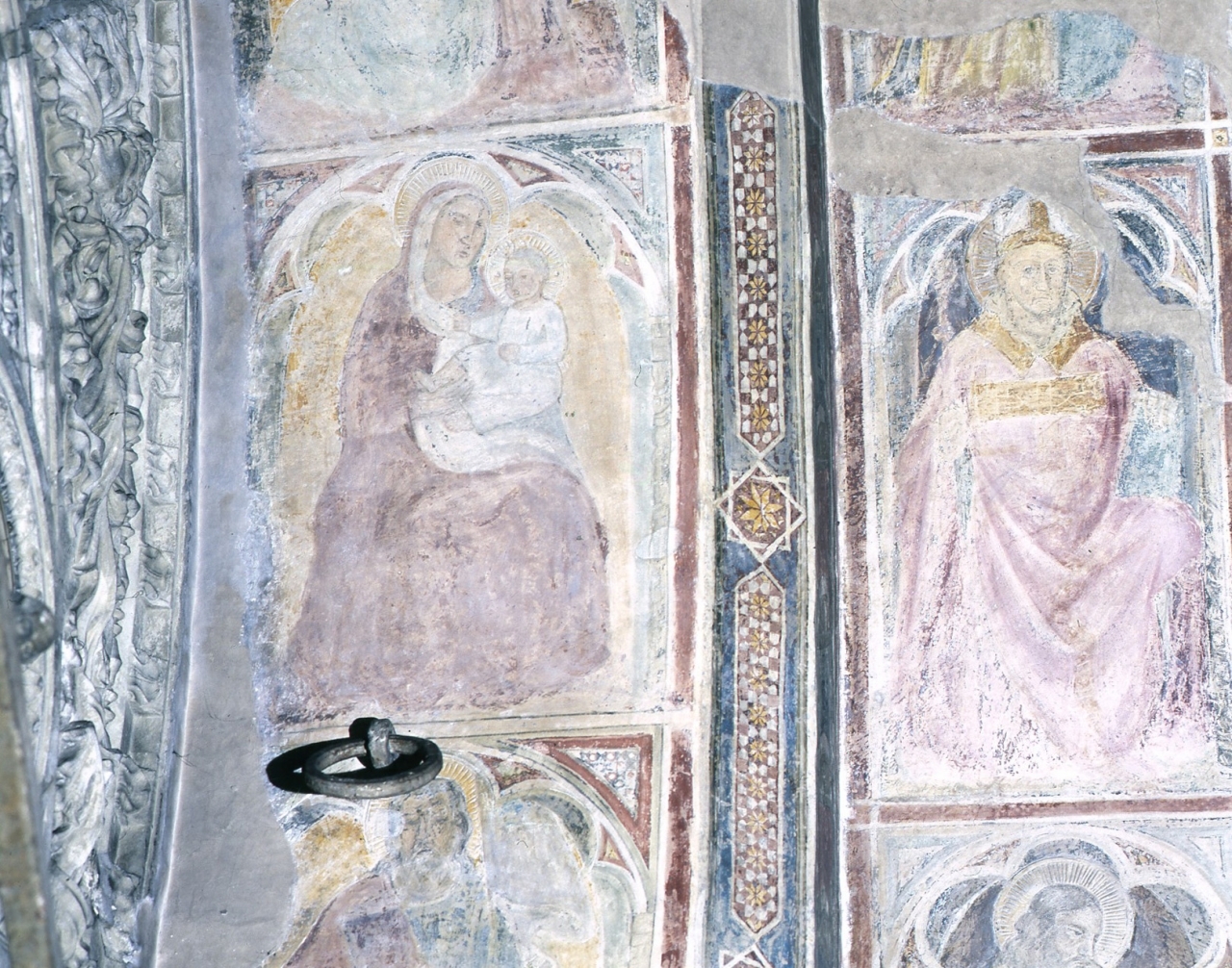 Madonna con Bambino (dipinto murale) - scuola fiorentina (fine/ inizio secc. XIV/ XV)