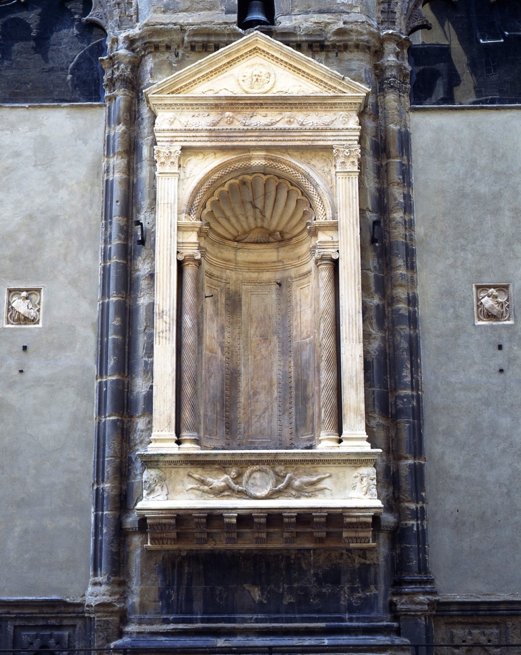 Trinità (nicchia) di Bardi Donato detto Donatello, Michelozzo (sec. XV)